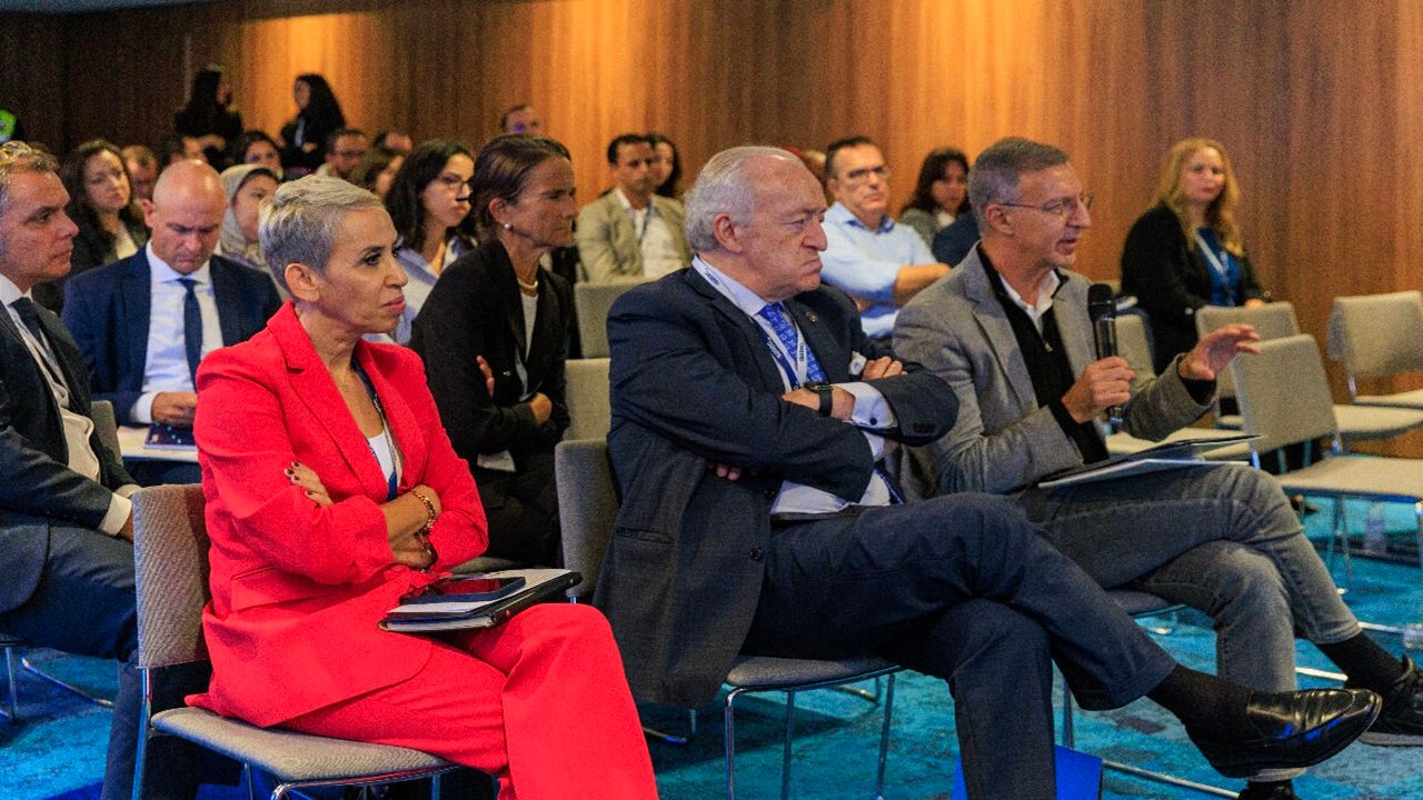 CEMAES y SATEC discuten estrategias tecnológicas y nearshoring para fortalecer la cooperación Marruecos-España.